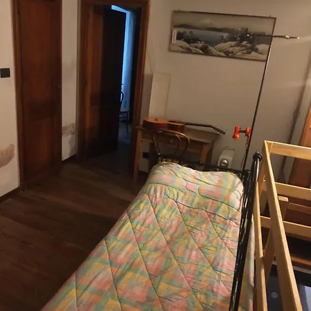 Tipica Casa Di Montagna Nelle Valli Di Lanzo Groscavallo